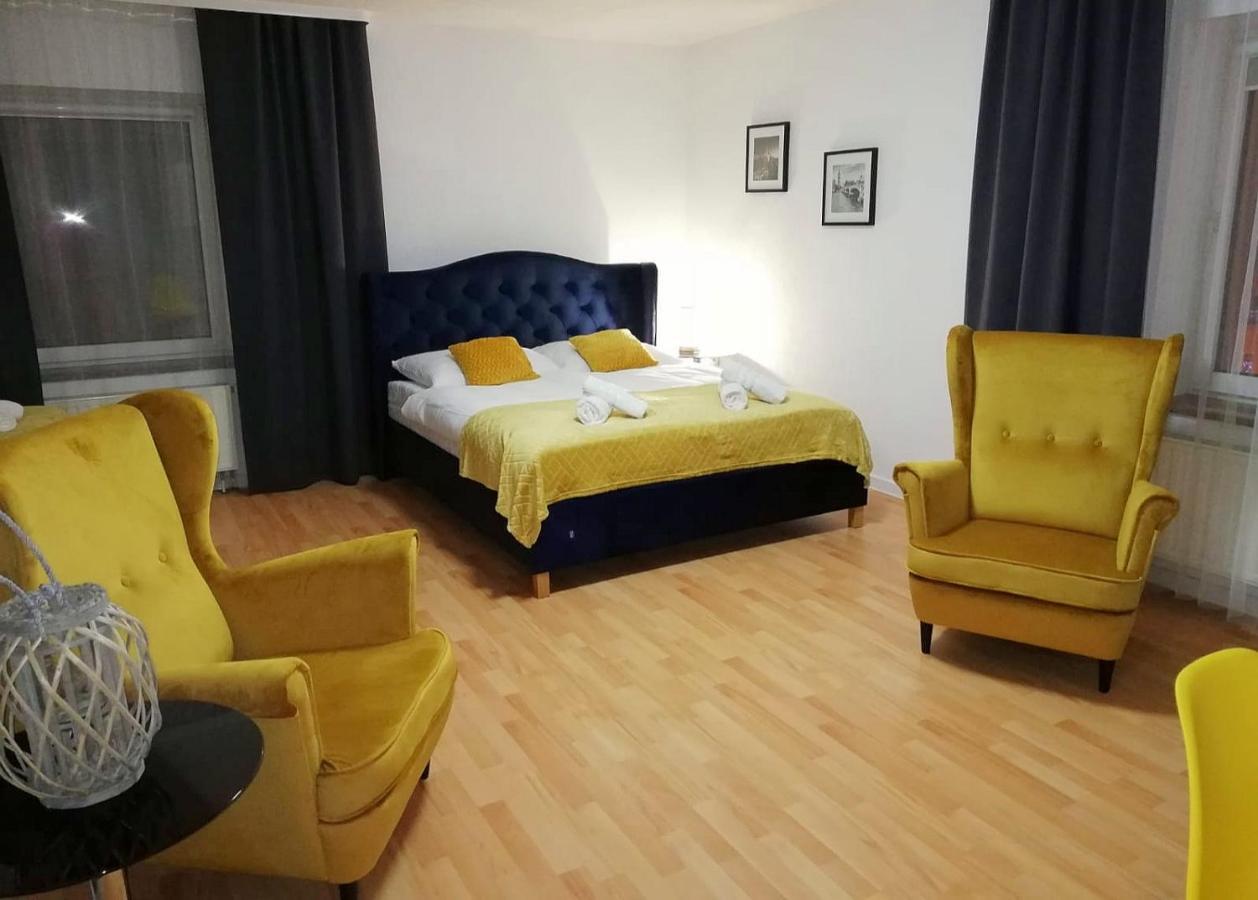 Great Polonia Strzegom City Center Εξωτερικό φωτογραφία